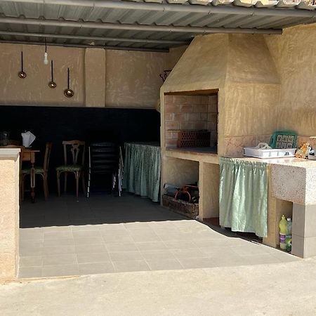 Villa Rural Con Amplia Piscina Campillo de Altobuey المظهر الخارجي الصورة