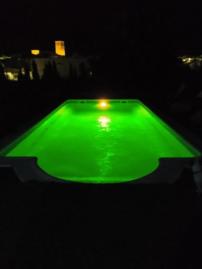 Villa Rural Con Amplia Piscina Campillo de Altobuey المظهر الخارجي الصورة